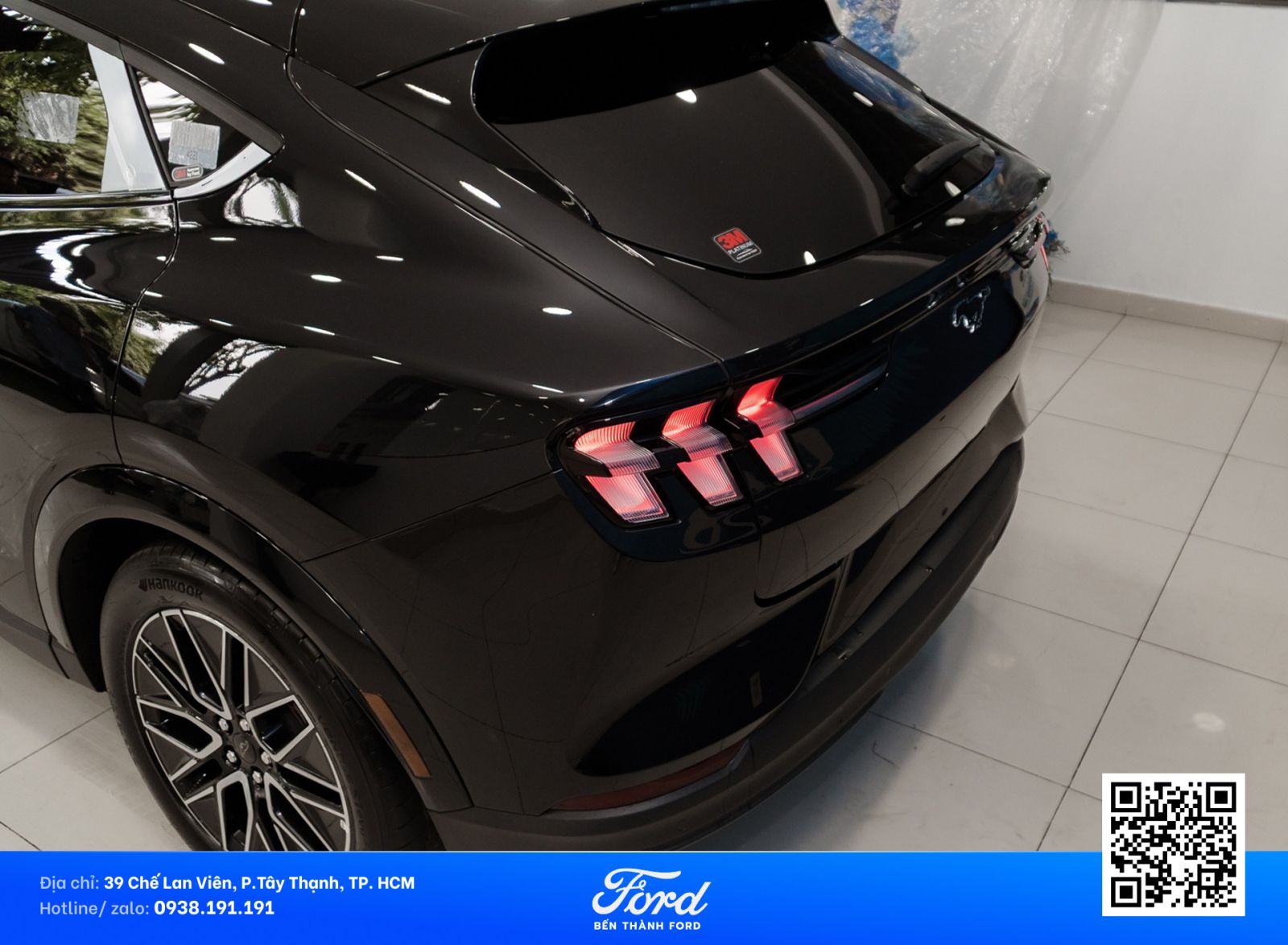 ĐÈN LED MUSTANG MACH-E PREMIUM AWD MÀU ĐEN