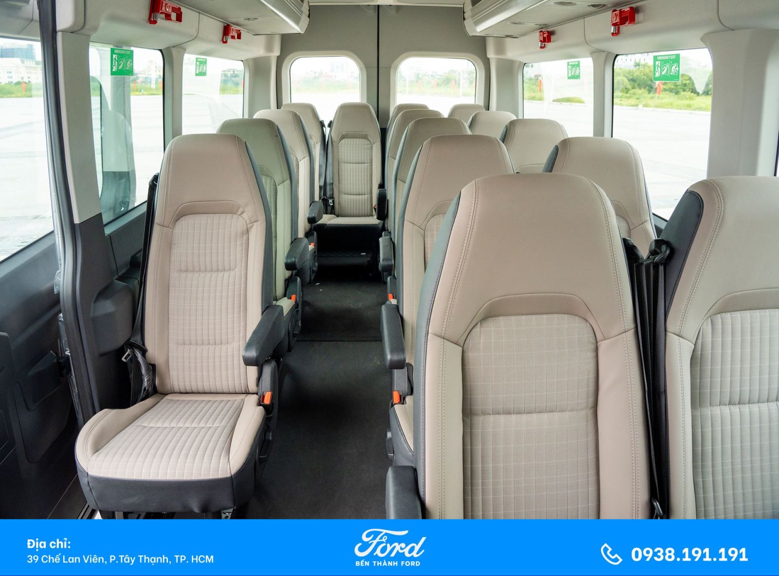 Ford Transit Premium+ bố trí ghế ngồi thoải mái cho hành khách