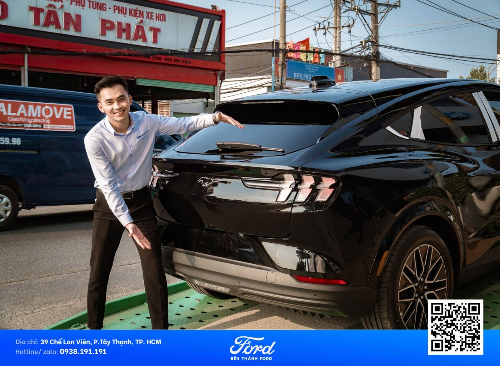 MUA XE MUSTANG MACH-E PREMIUM AWD MÀU ĐEN