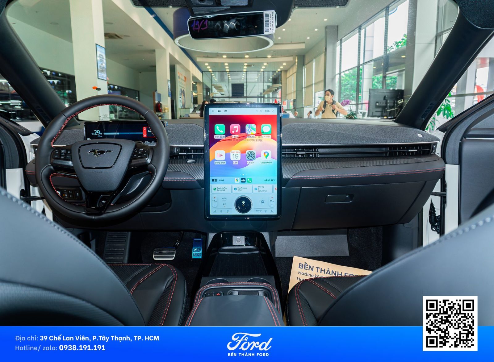 MUSTANG MACH E MÀN HÌNH TRUNG TÂM LỚN