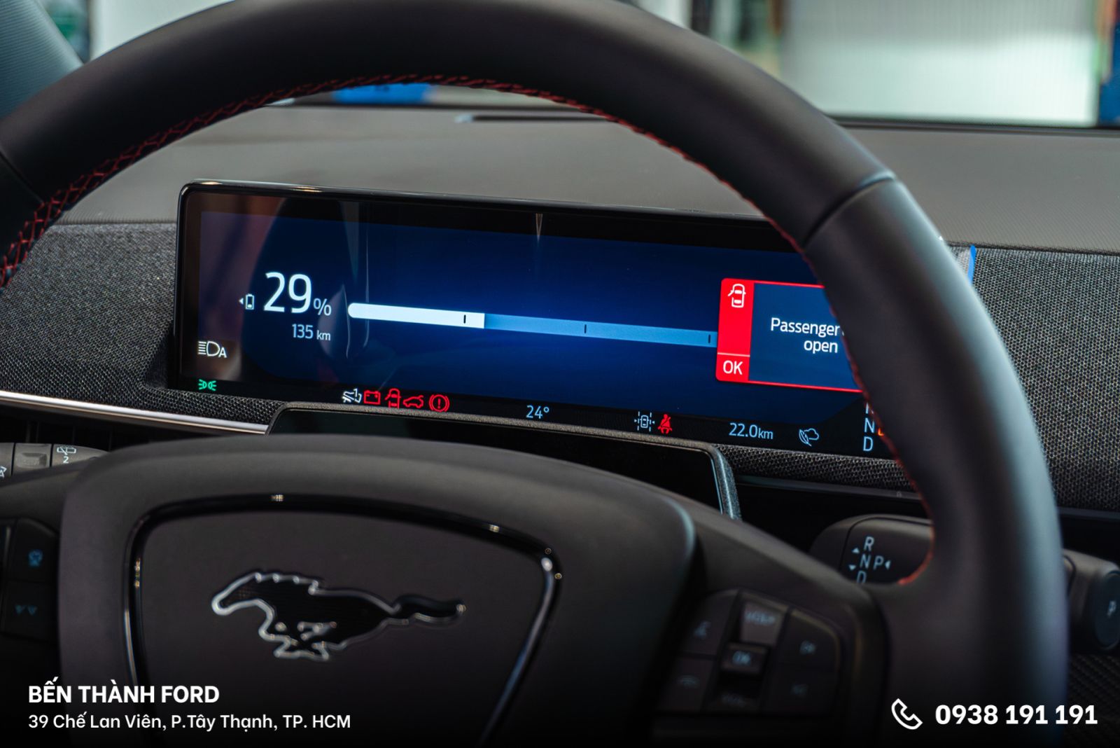 Màn hình kỹ thuật số Mustang Mach-E Premium AWD