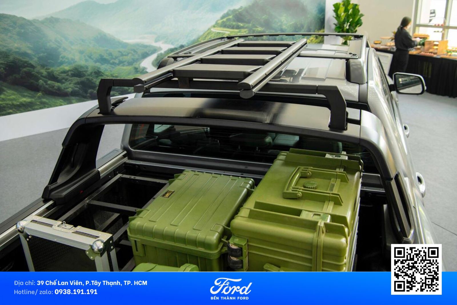 giá treo Ford Ranger Stormtrak màu bạc 2026