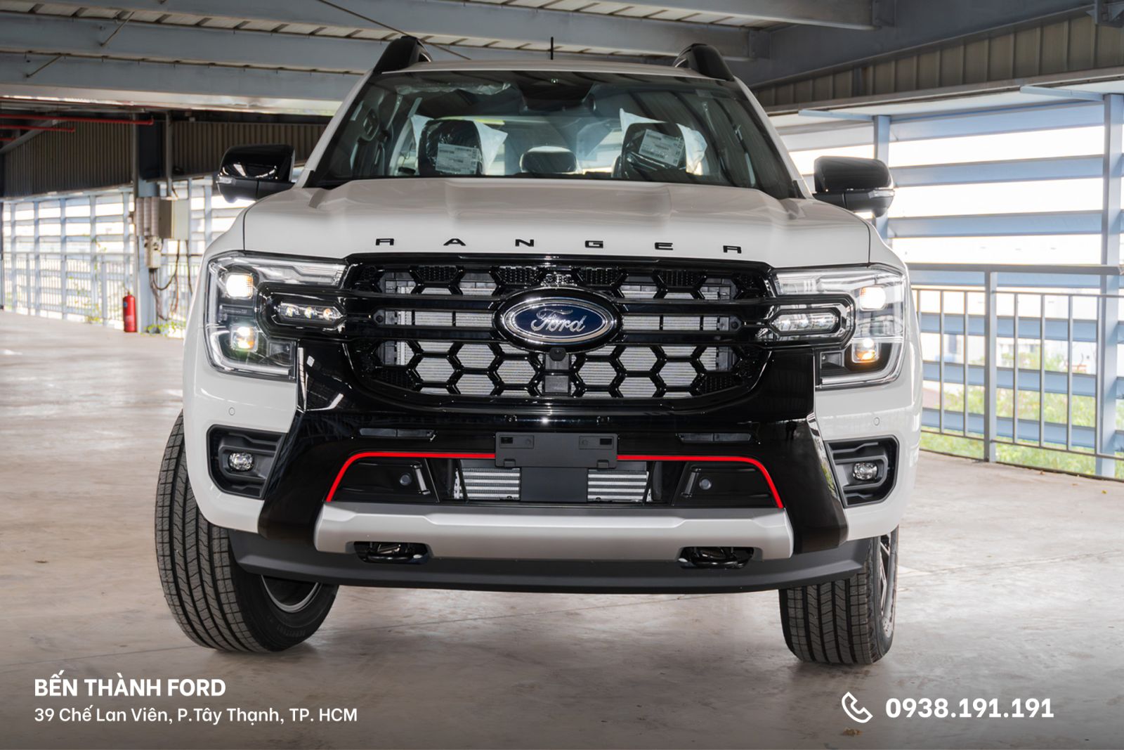 Lưới tản nhiệt Ford Ranger Stormtrak